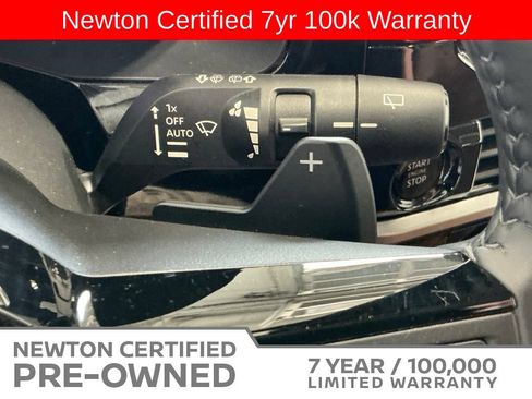 Used 2025 Nissan Pathfinder Platinum AWD/4WD image 43