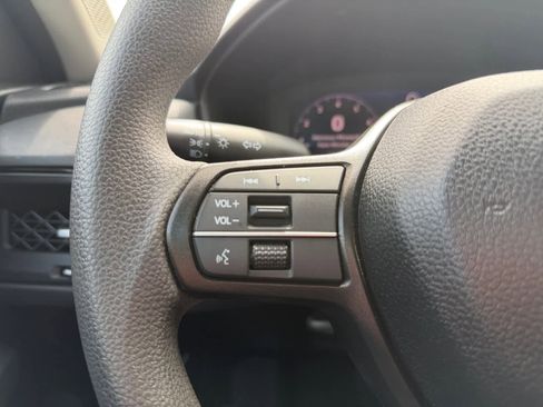 Used 2025 Honda Accord SE image 21