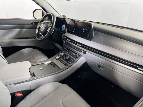 Used 2023 Hyundai Palisade SEL w/ Premium Package image 30