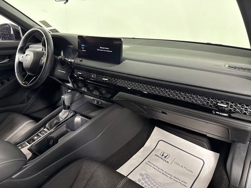 Used 2023 Honda Accord Sport image 23