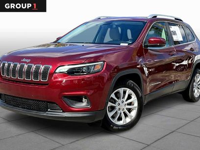 Used 2019 Jeep Cherokee Latitude w/ Popular Appearance Group