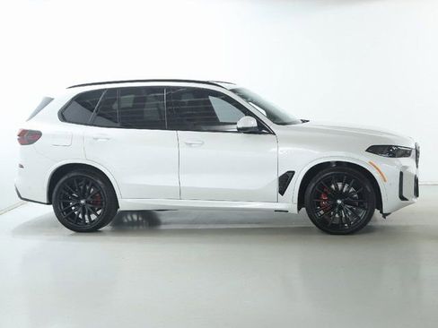 Certified 2025 BMW X5 xDrive40i w/ M Sport Package AWD/4WD image 12