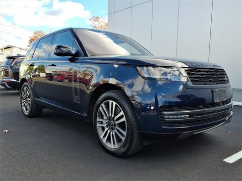 Used 2023 Land Rover Range Rover SE image 6