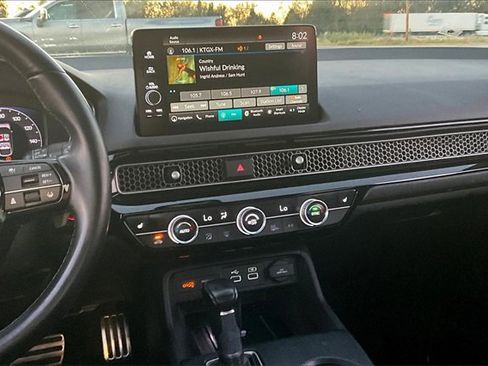 Used 2022 Honda Civic Sport Touring image 9