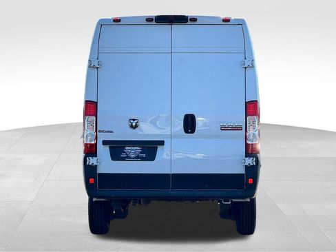Used 2022 RAM ProMaster 2500 FWD image 6