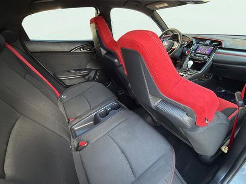 Used 2019 Honda Civic Type R image 23