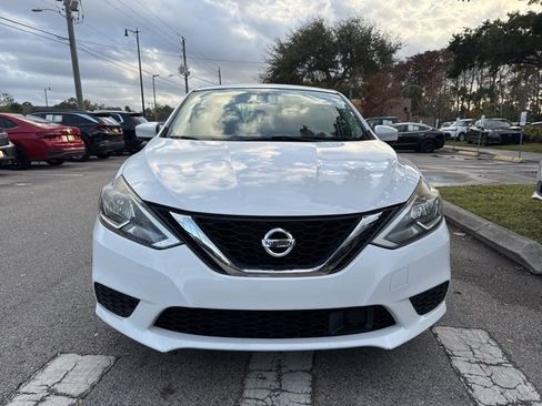 Used 2019 Nissan Sentra SV w/ Exterior Package image 3