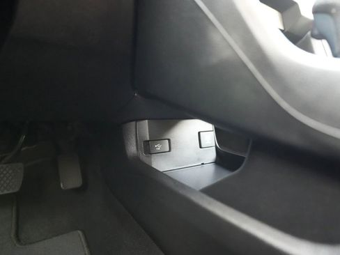 Used 2018 Honda Civic LX image 41