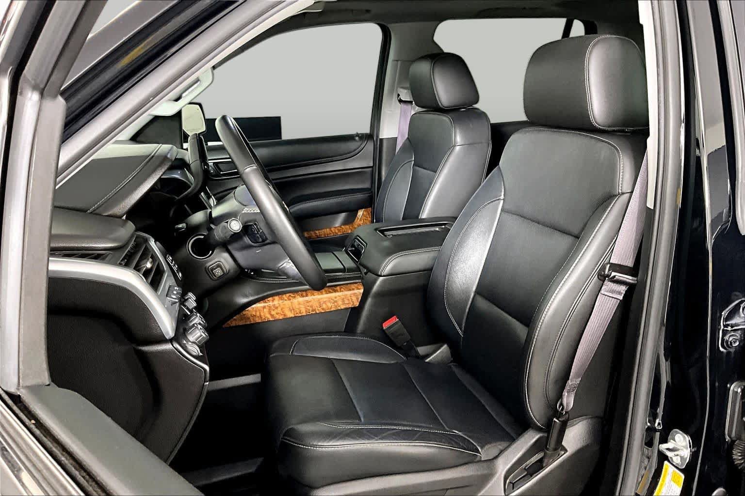 Used 2017 Chevrolet Tahoe Premier AWD/4WD image 8