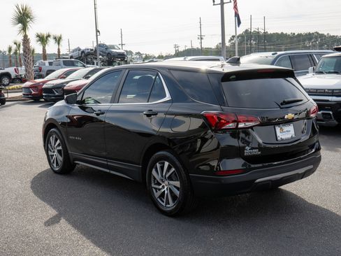 Used 2022 Chevrolet Equinox LT image 5