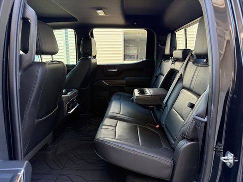 Used 2019 Chevrolet Silverado 1500 High Country w/ Technology Package image 25