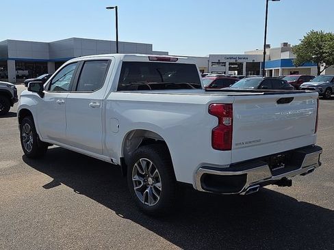 New 2026 Chevrolet Silverado 1500 LT w/ Z71 Off-Road Package AWD/4WD image 3