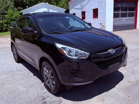 Used 2015 Hyundai Tucson GLS w/ Option Group 02 FWD image 4