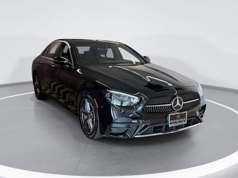 Used 2023 Mercedes-Benz E 350 4MATIC Sedan image 3