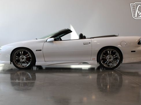 Used 2000 Chevrolet Camaro Z28 image 40