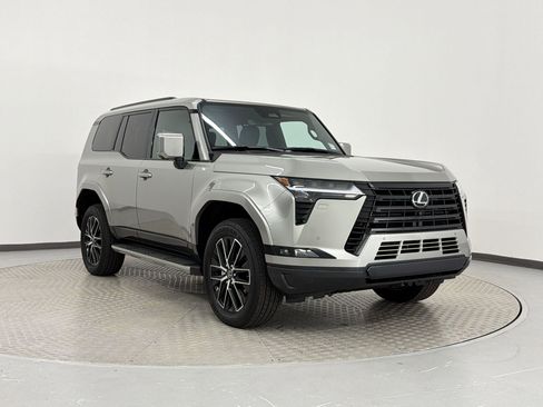 Used 2025 Lexus GX 550 w/ Accessory Package (2T) AWD/4WD image 7