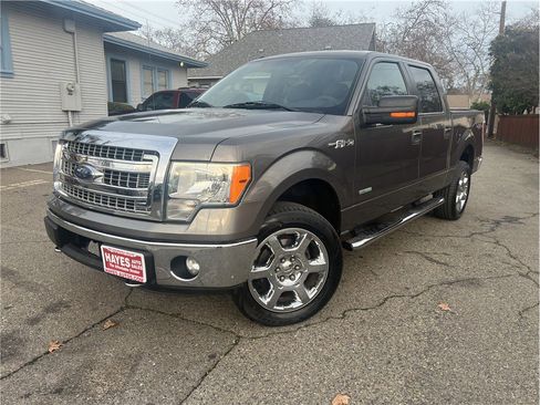 Used 2013 Ford F150 XLT w/ Luxury Equipment Group image 3