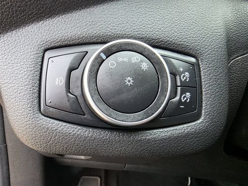Used 2015 Ford Escape SE FWD image 33