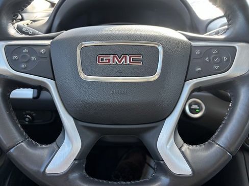 Used 2020 GMC Terrain SLE w/ Driver Convenience Package image 18