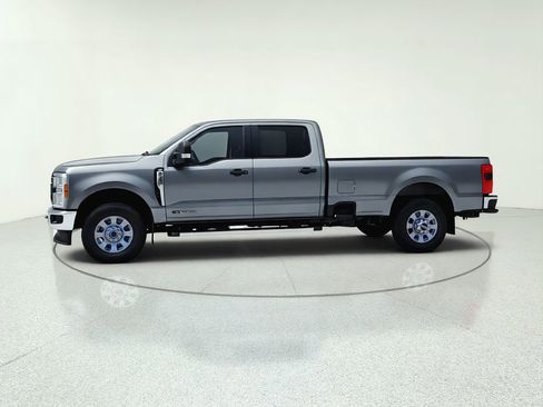 Used 2024 Ford F350 XLT w/ 360-Degree Camera Package AWD/4WD image 4