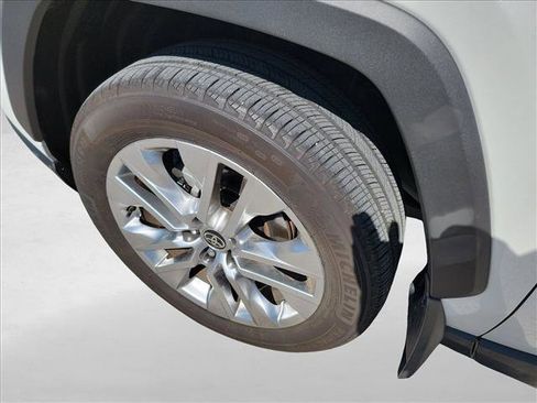 Used 2025 Toyota RAV4 XLE Premium FWD image 9