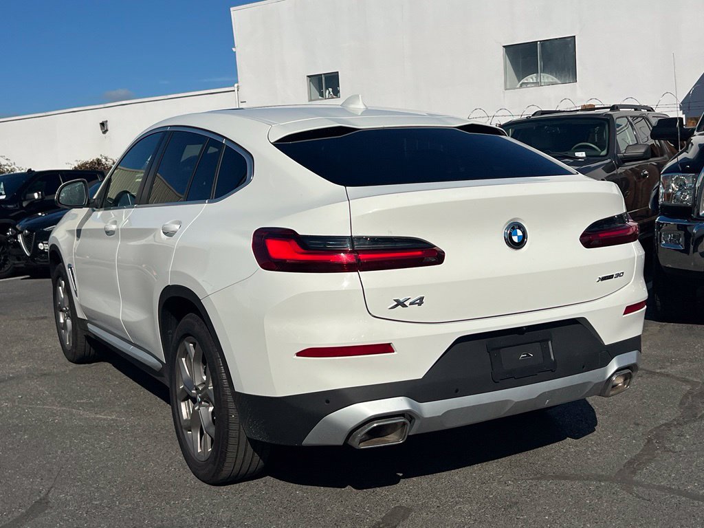 Used 2025 BMW X4 xDrive30i AWD/4WD image 9