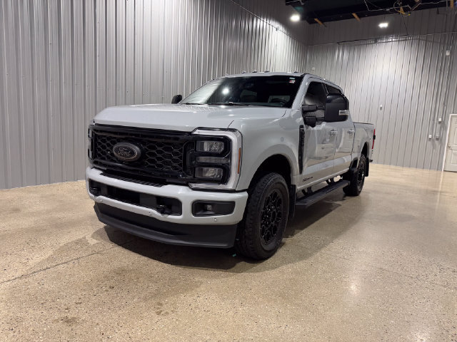 Used 2025 Ford F250 Lariat w/ Lariat Ultimate Package AWD/4WD image 1