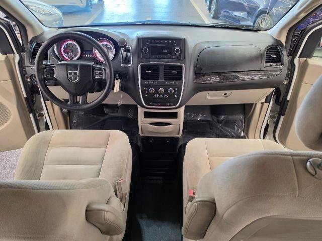 Used 2016 Dodge Grand Caravan SE w/ Quick Order Package 29E SE FWD image 10