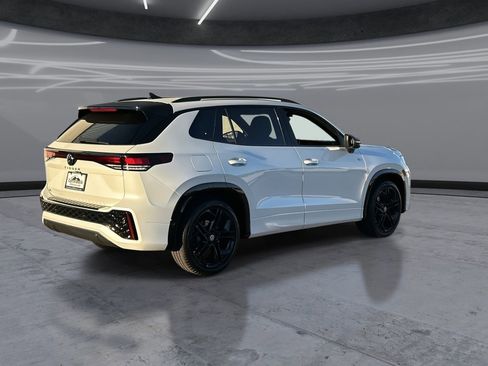 New 2026 Volkswagen Tiguan SE R-Line FWD image 5