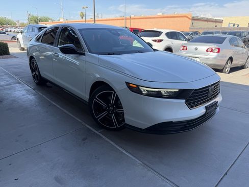 Used 2023 Honda Accord Sport image 6