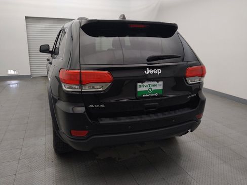 Used 2018 Jeep Grand Cherokee Laredo image 6