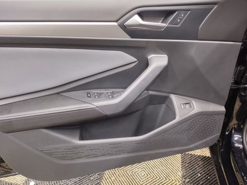 New 2025 Volkswagen Jetta SE image 16