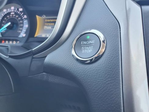 Used 2019 Ford Fusion SE image 20