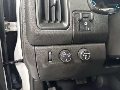 Used 2022 Chevrolet Colorado ZR2 AWD/4WD image 18