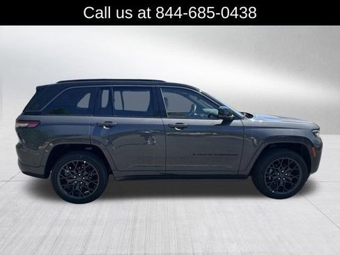 New 2026 Jeep Grand Cherokee Summit AWD/4WD image 4