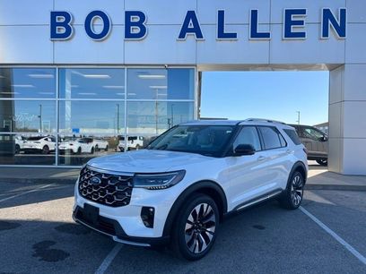 New 2026 Ford Explorer Platinum w/ LUX Leather Package