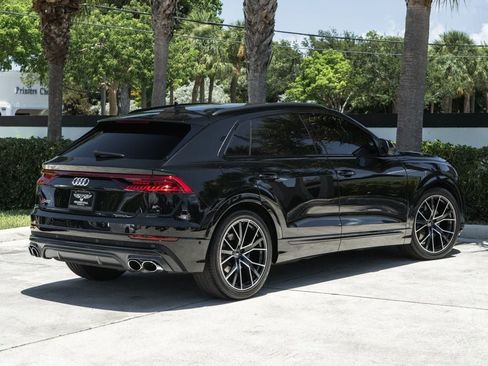 Used 2023 Audi SQ8 Prestige AWD/4WD image 8