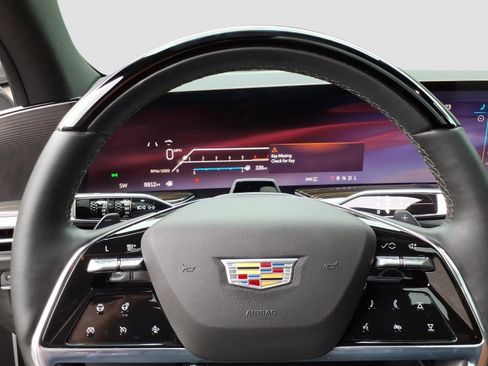Certified 2025 Cadillac Escalade Premium Luxury w/ Touring Package AWD/4WD image 17