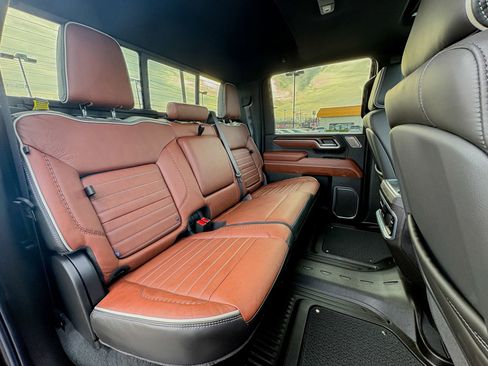 Used 2026 GMC Sierra 3500 Denali Ultimate image 24