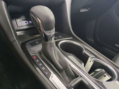 Used 2022 Chevrolet Equinox Premier image 22