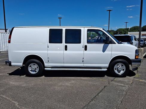 Used 2024 Chevrolet Express 2500 w/ Driver Convenience Package RWD image 13