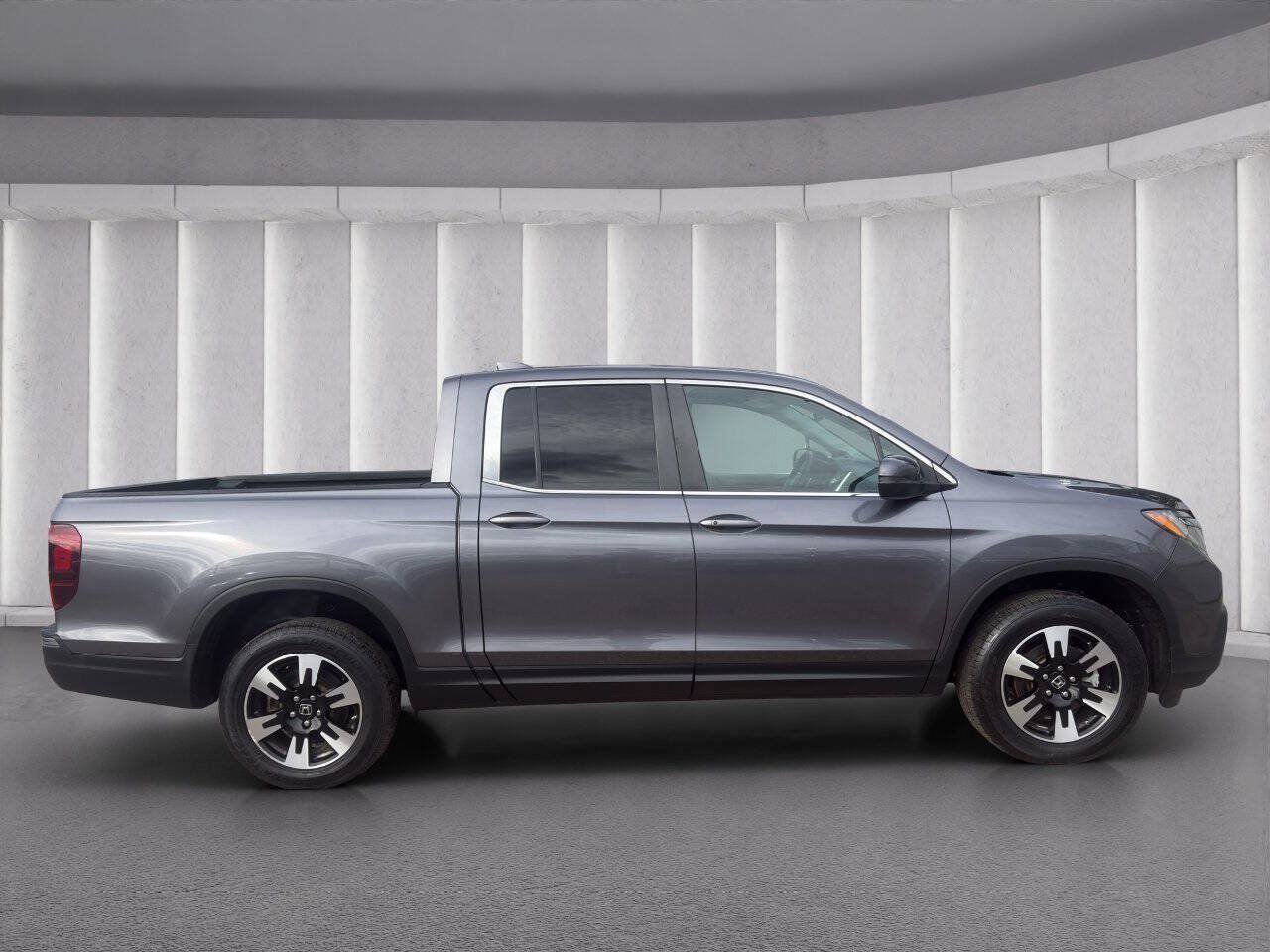 Used 2020 Honda Ridgeline RTL image 6