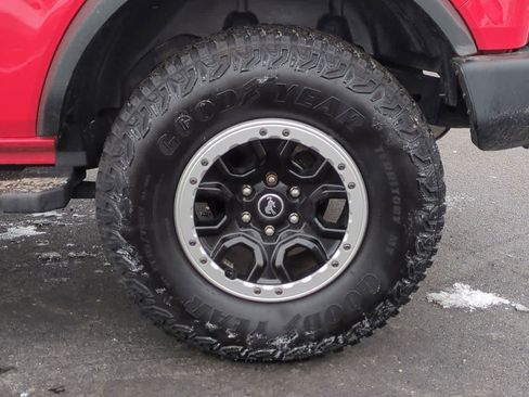 Used 2022 Ford Bronco Outer Banks w/ Sasquatch Package image 13