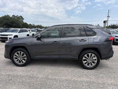 Used 2022 Toyota RAV4 XLE Premium FWD image 3