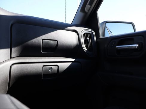 Used 2025 Chevrolet Silverado 1500 Custom Trail Boss image 42