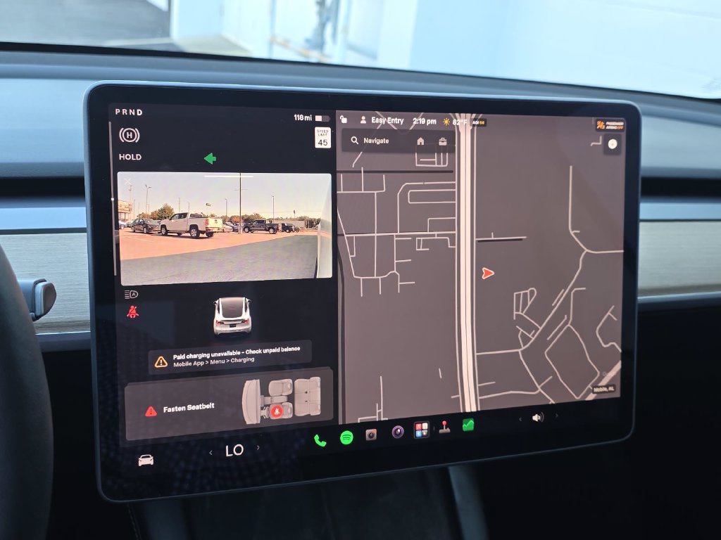 Used 2022 Tesla Model Y Performance AWD/4WD image 17