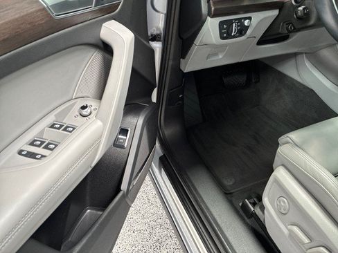 Used 2021 Audi Q5 Prestige AWD/4WD image 7
