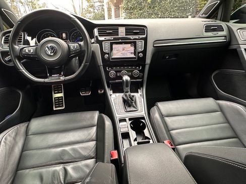 Used 2015 Volkswagen Golf R 4-Door image 13