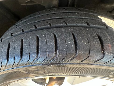 Used 2007 Kia Rondo EX w/ Premium Pkg image 17