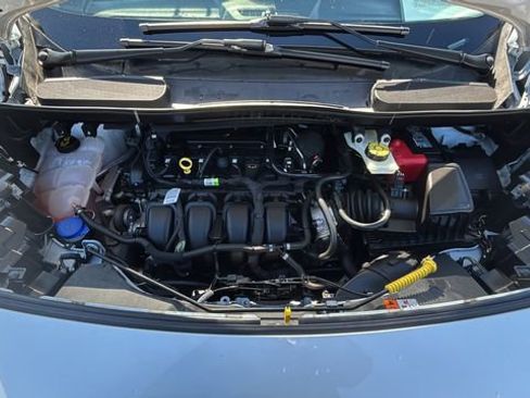 Used 2022 Ford Transit Connect XL image 31